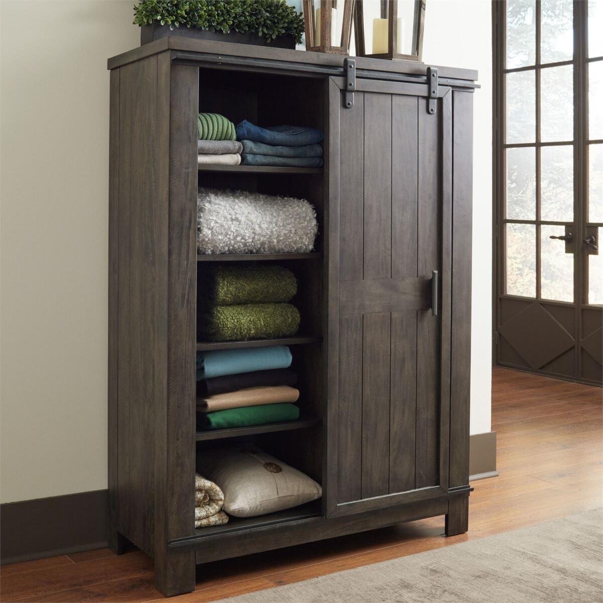 Thornwood Hills Sliding Door Chest - Image 3
