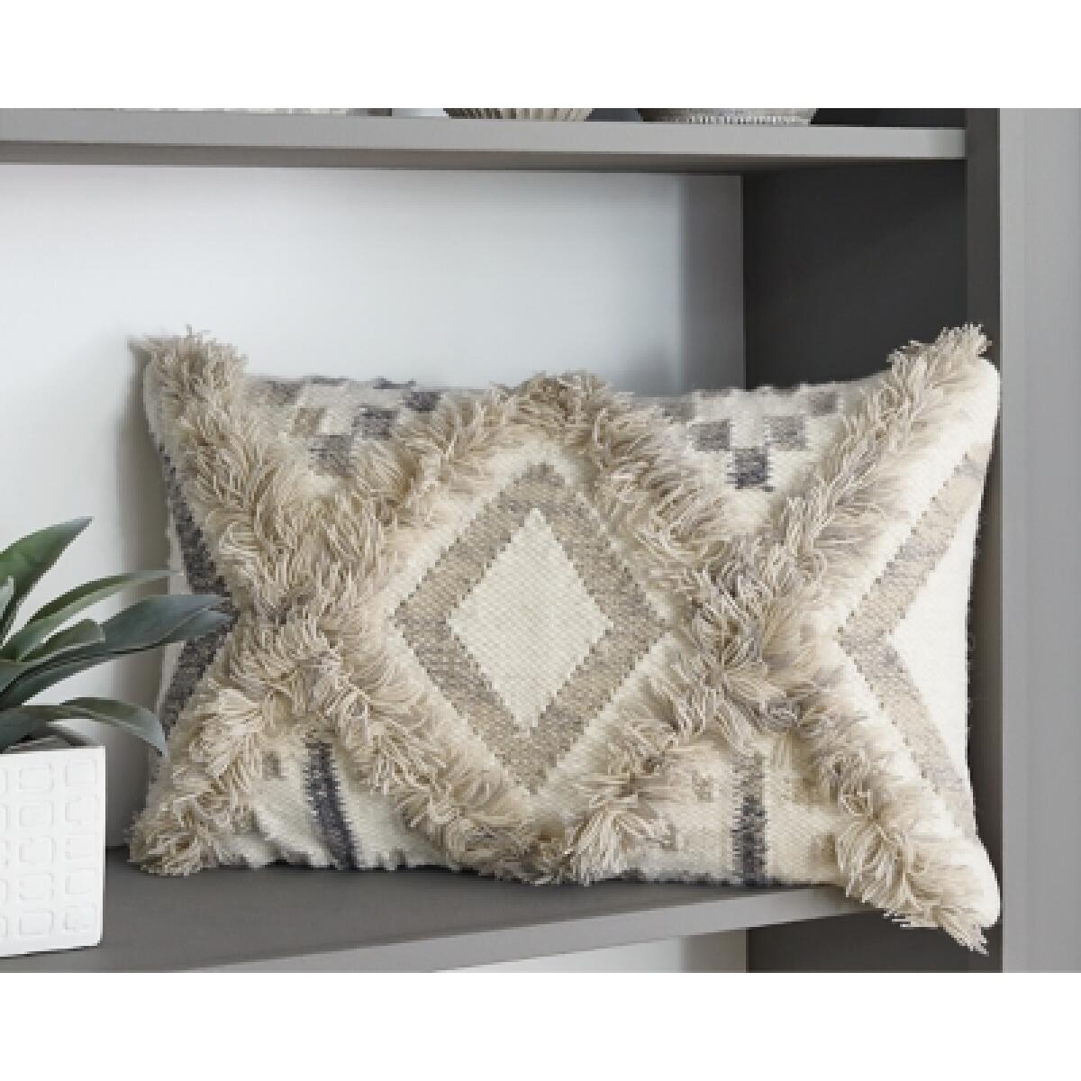Liviah Pillow (Set of 4) - Image 3