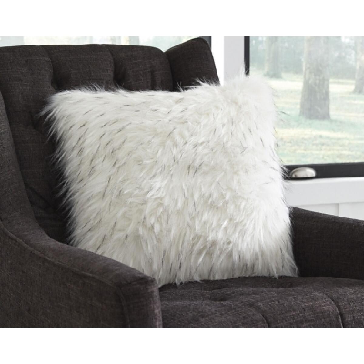 Calisa Pillow (Set of 4) - Image 3