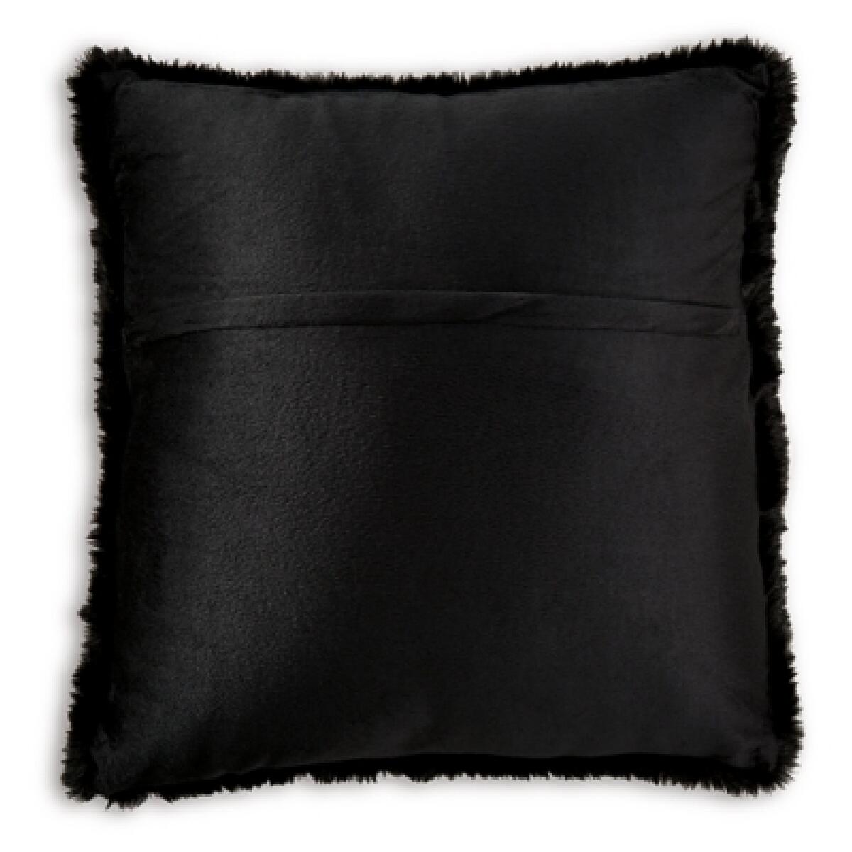 Gariland Pillow - Image 5