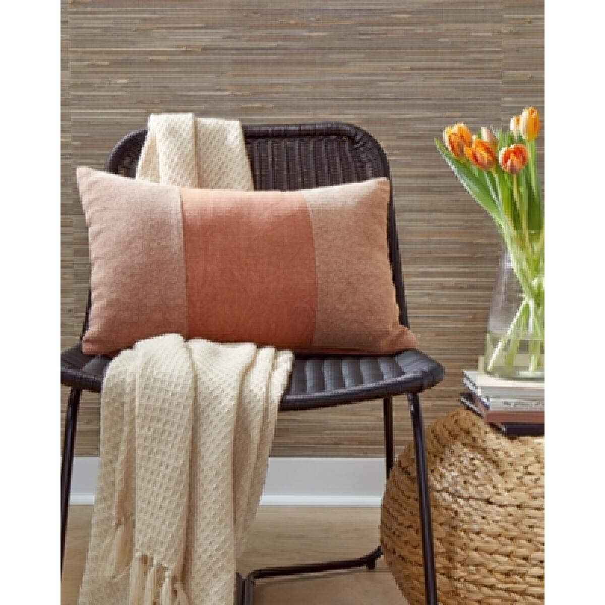 Dovinton Pillow - Image 3