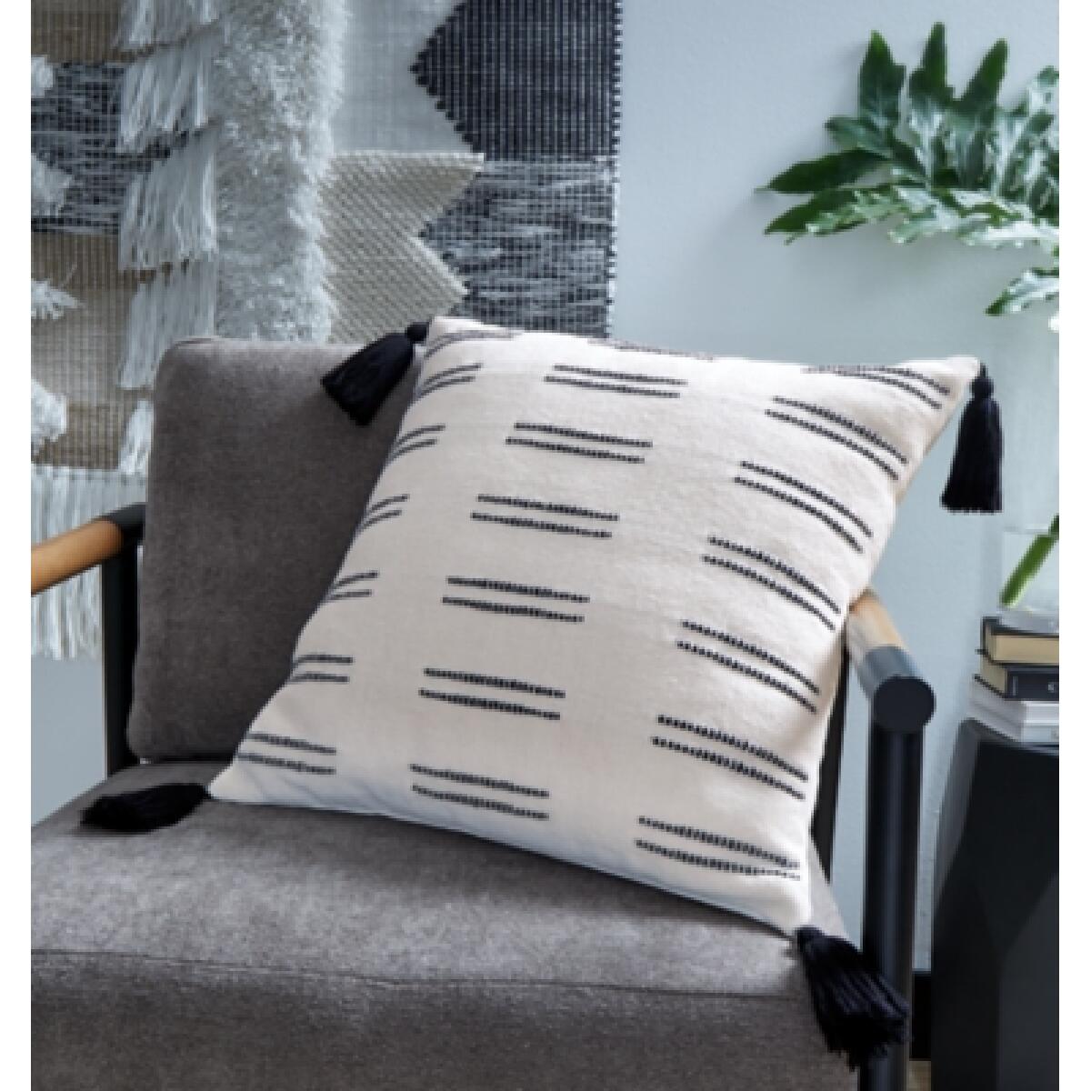 Mudderly Pillow (Set of 4) - Image 3