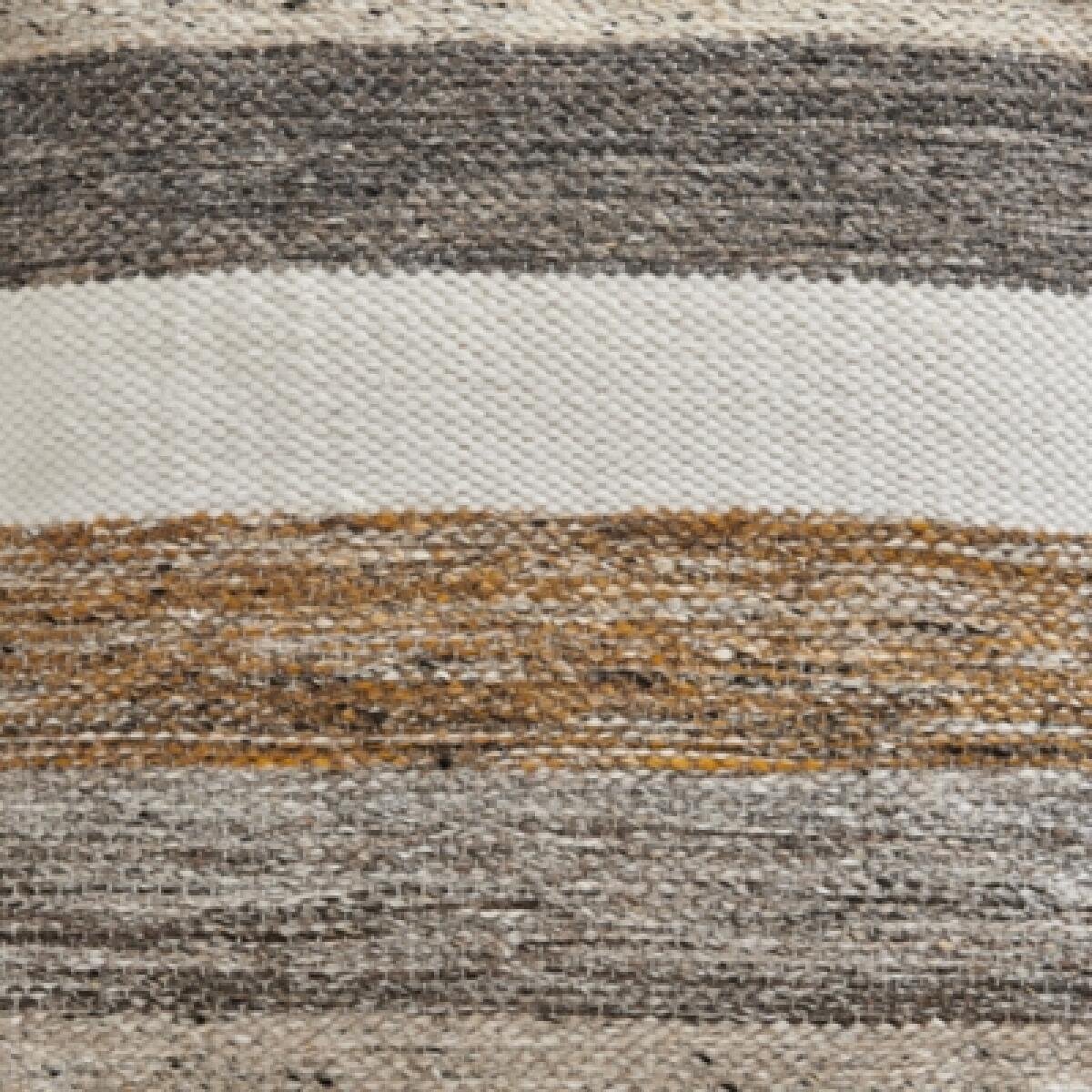 Josalind Pouf - Image 5