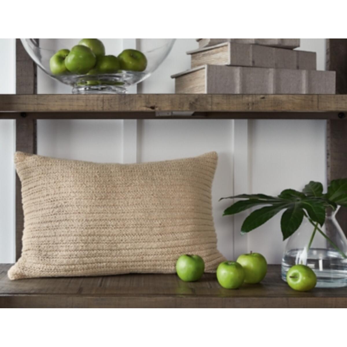Abreyah Pillow - Image 3