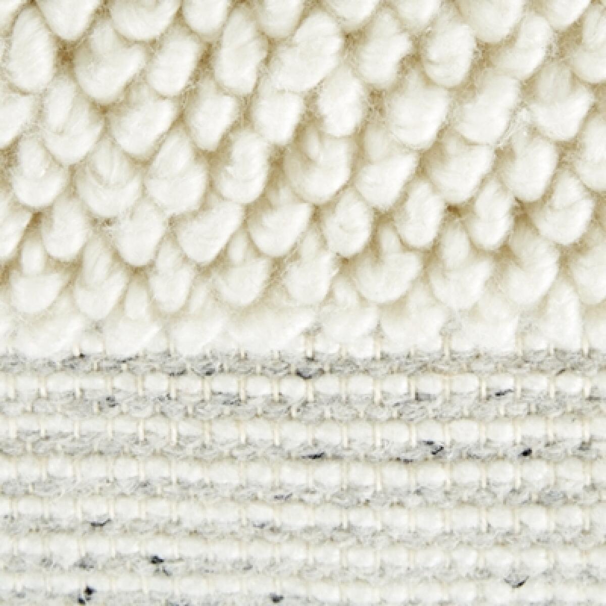 Rowcher Pillow - Image 6