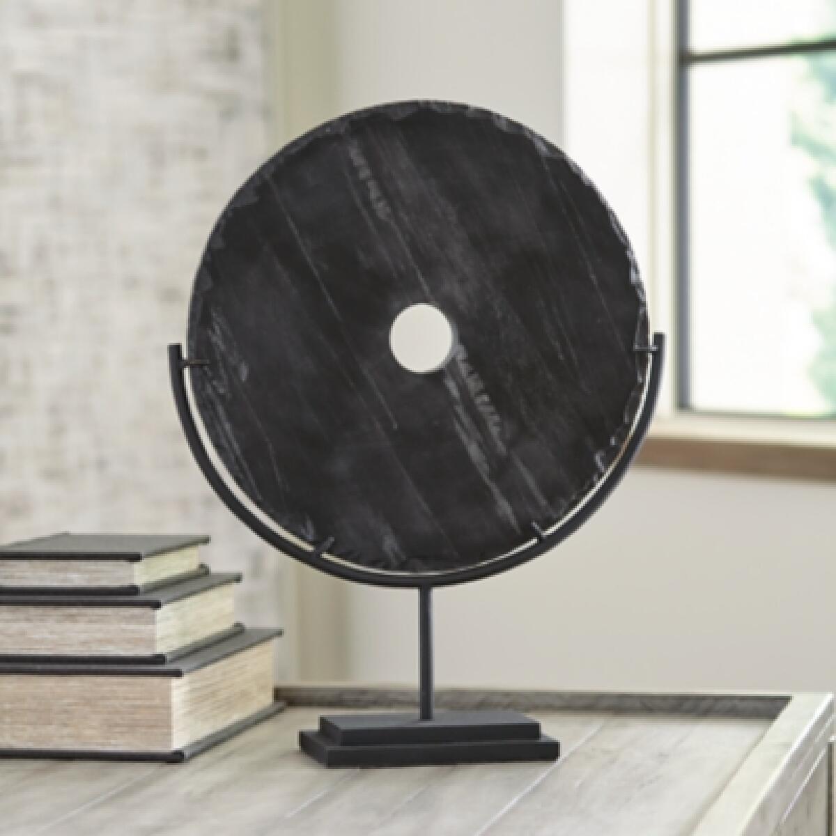 Jillsen Sculpture (Set of 2) - Image 3