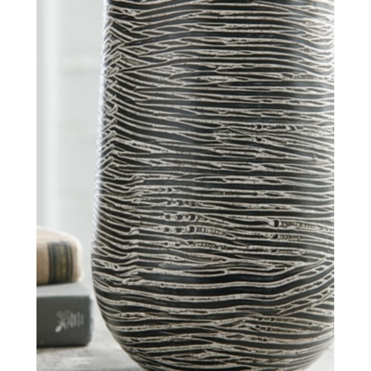 Fynn Vase - Image 4