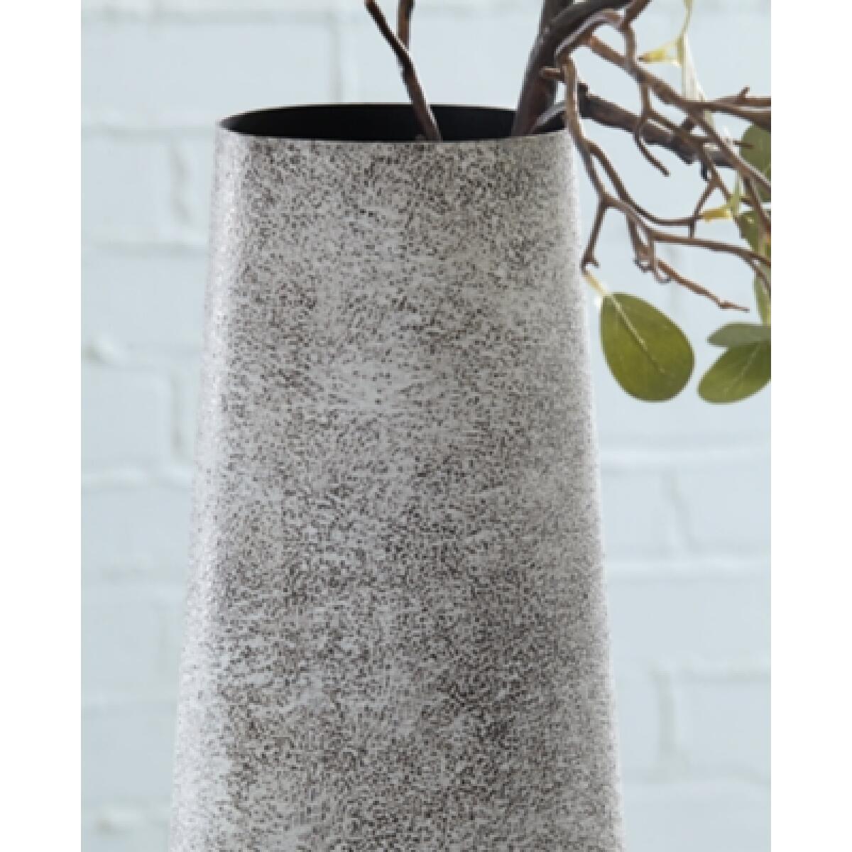 Fynn Vase - Image 4