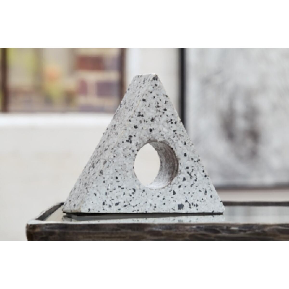 Setehen Sculpture (Set of 2) - Image 3