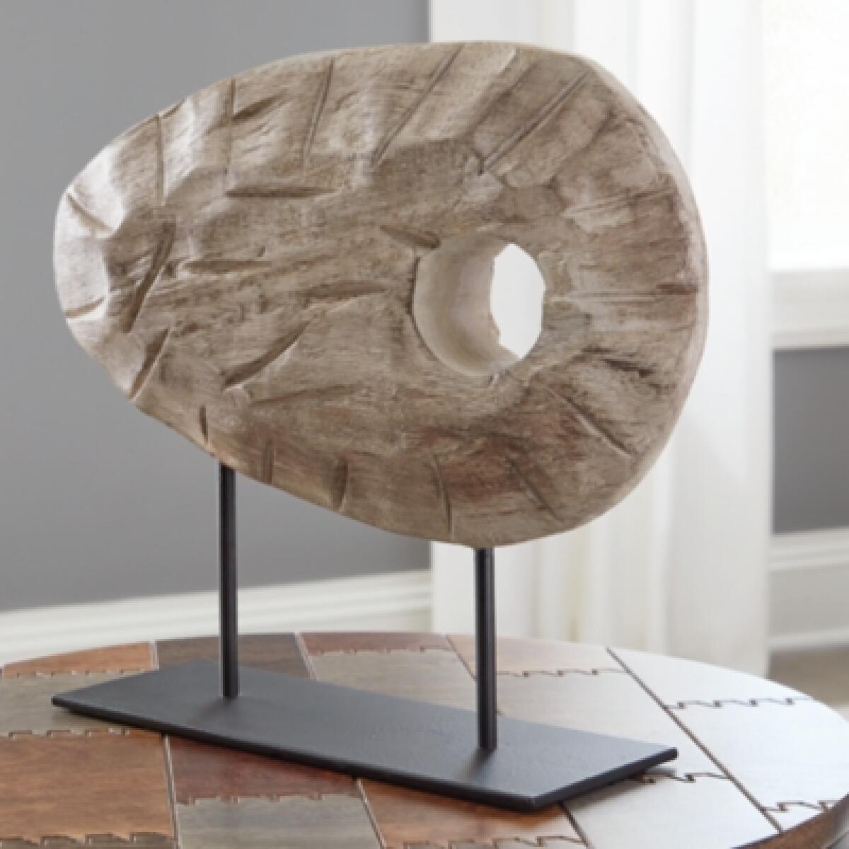 Dashburn Sculpture - Image 3