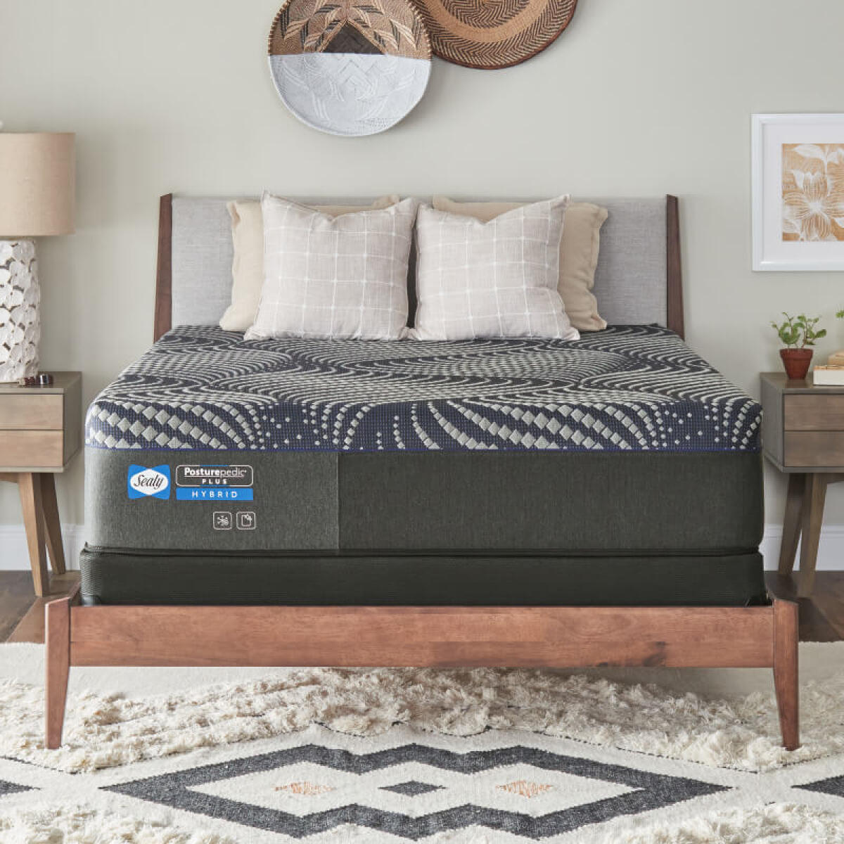 Sealy Albany Medium Hybrid Mattress - Image 4