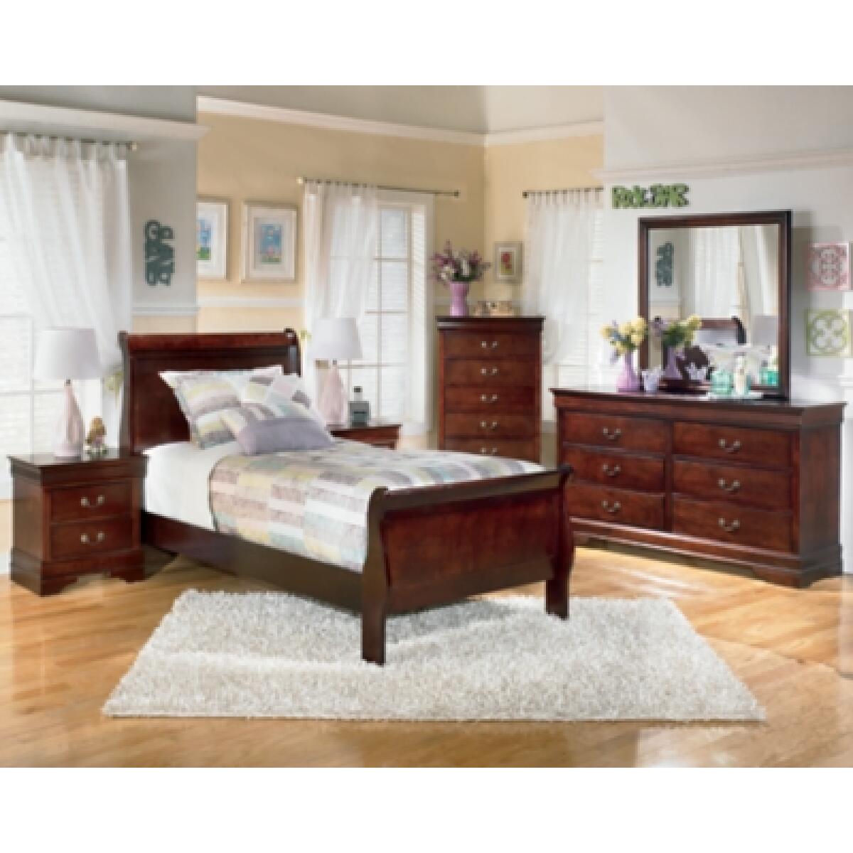 Alisdair Nightstand - Image 8