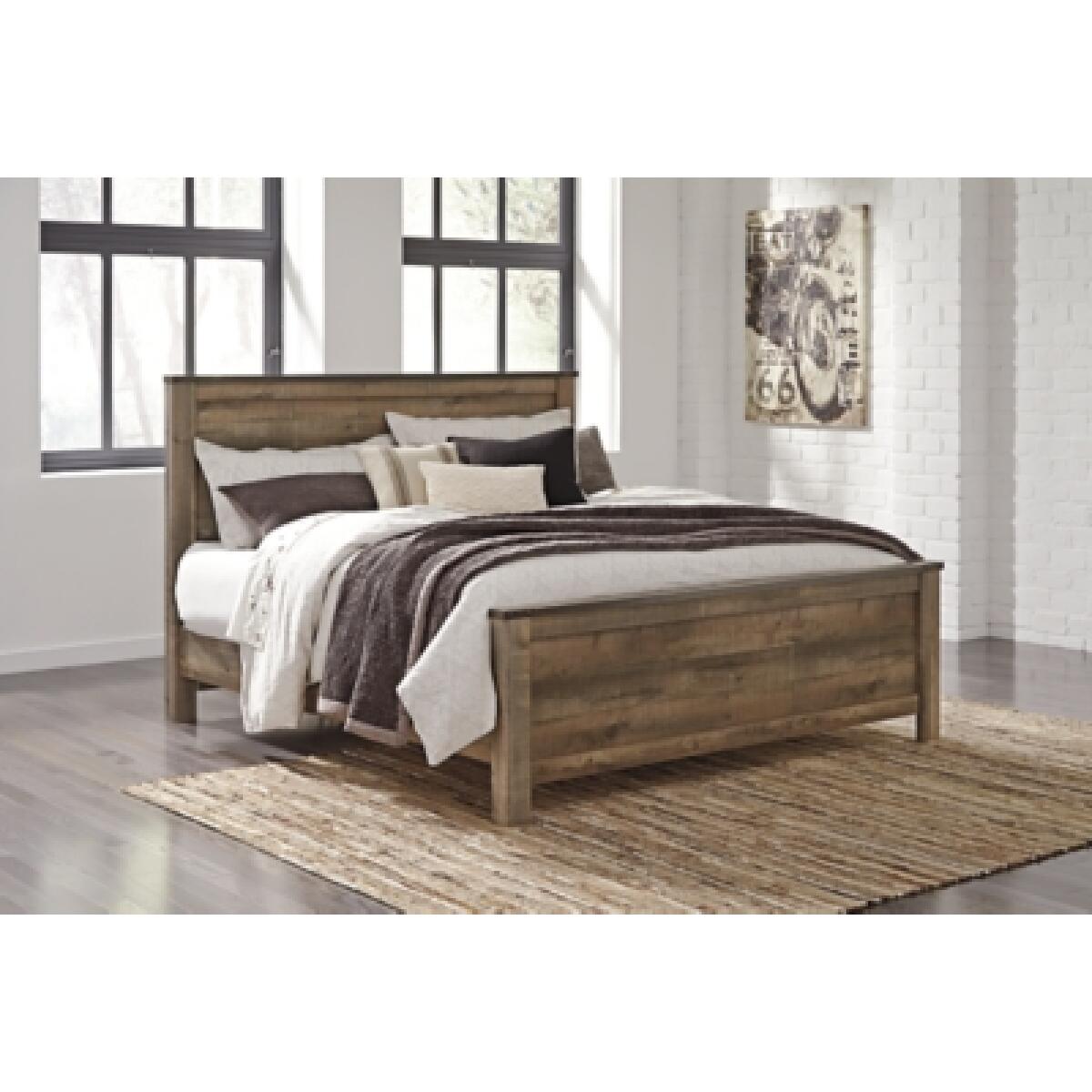 Trinell King Panel Bed - Image 3