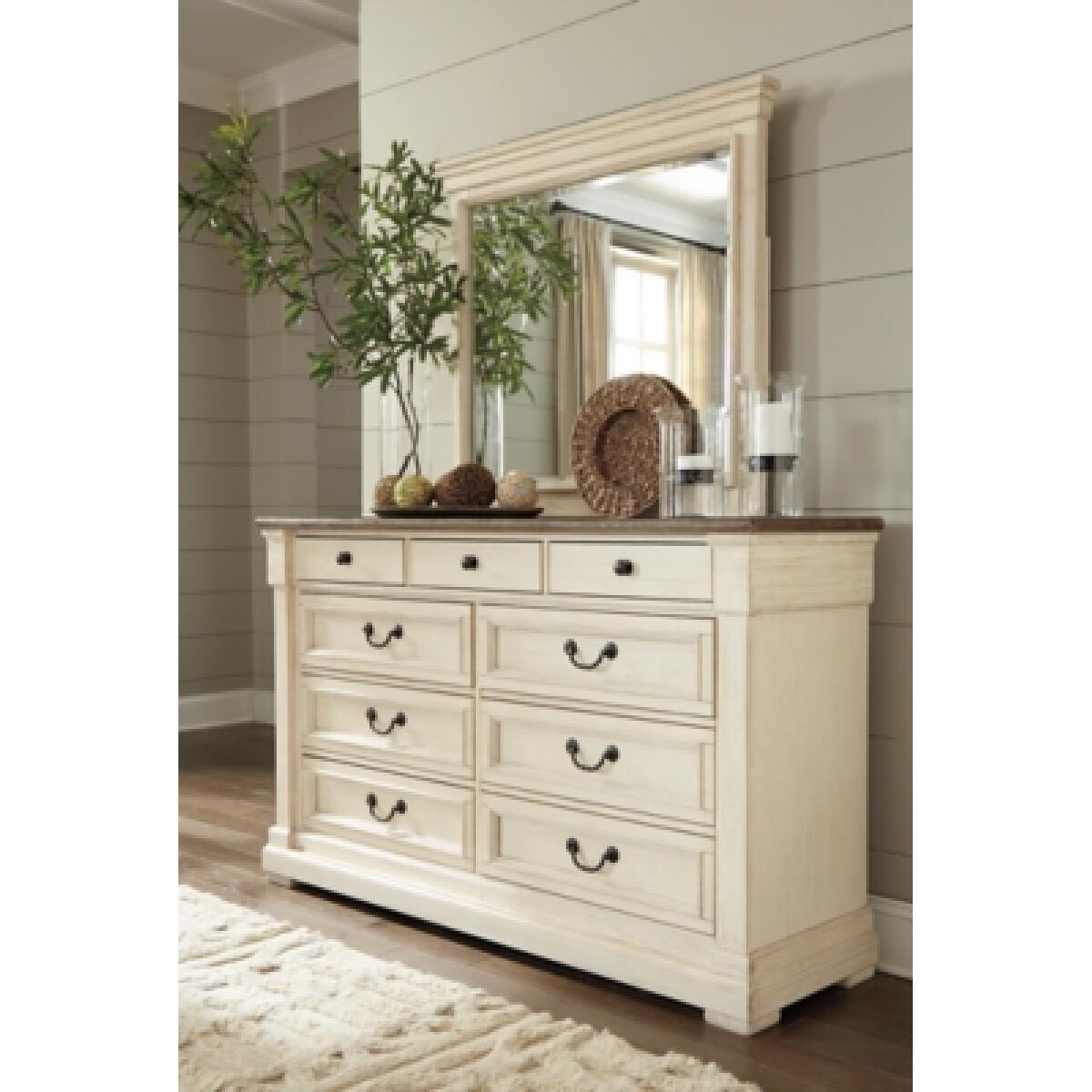 Bolanburg Dresser and Mirror - Image 3