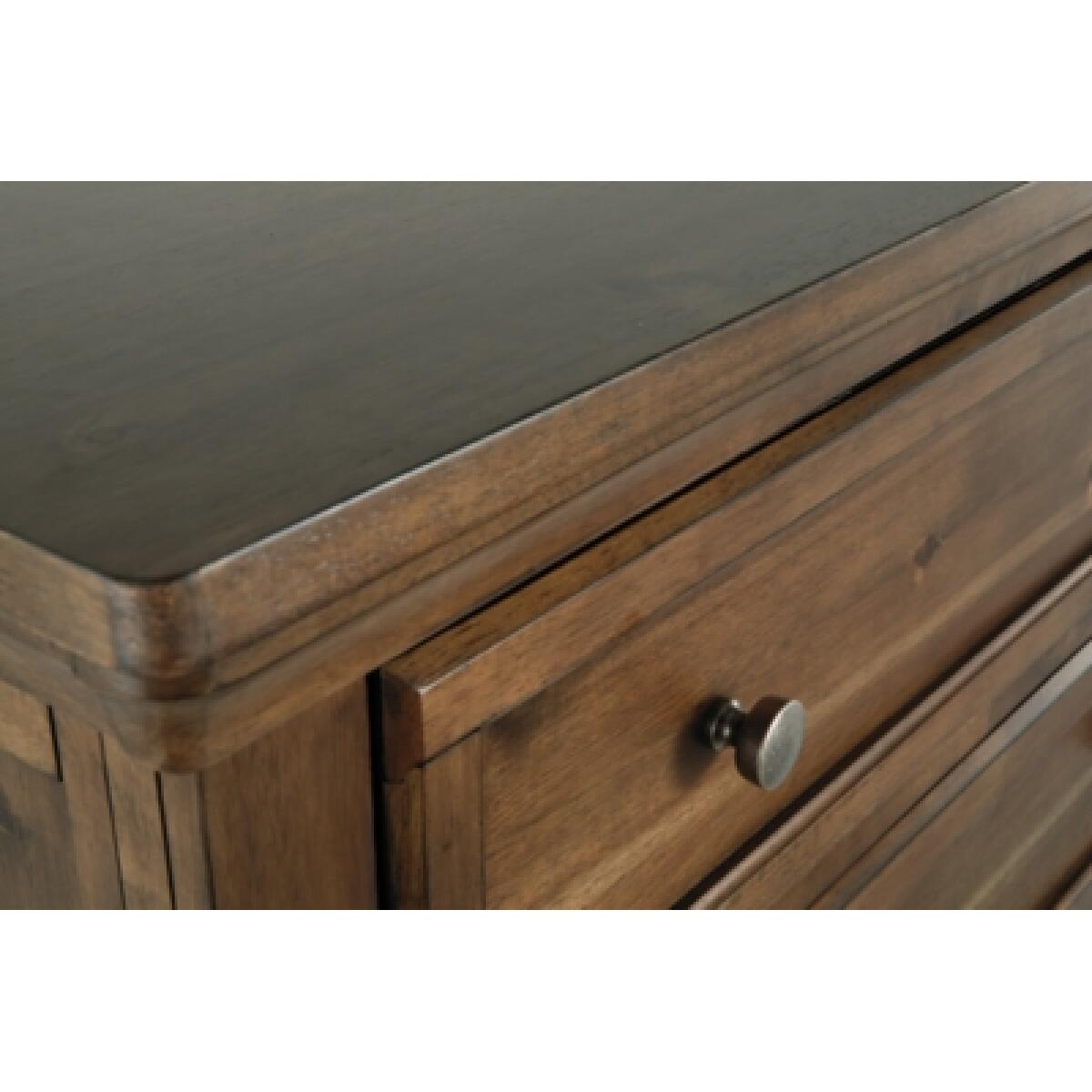 Flynnter Chest of Drawers - Image 7