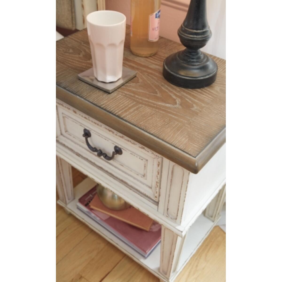 Realyn Nightstand - Image 7