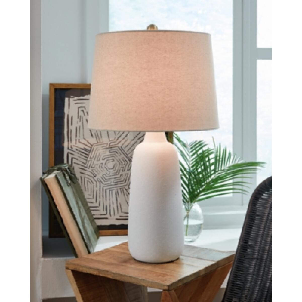 Avianic Table Lamp (Set of 2) - Image 3