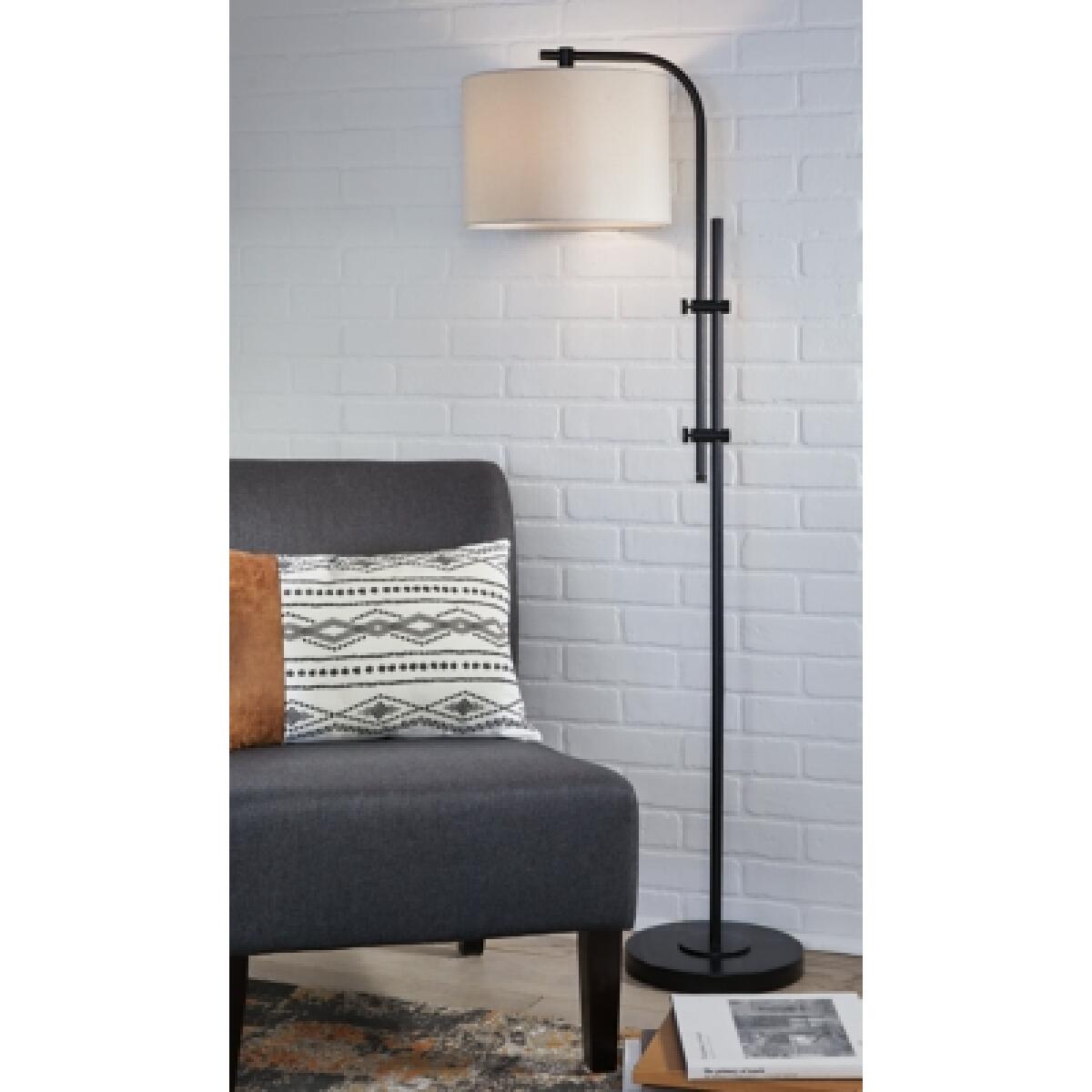 Baronvale Floor Lamp - Image 3