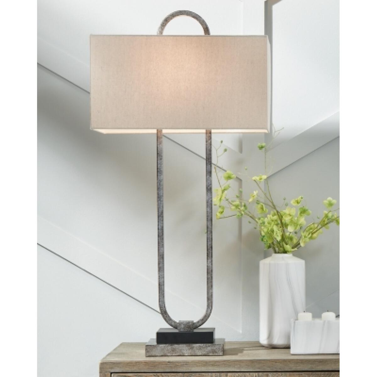 Bennish Table Lamp - Image 3