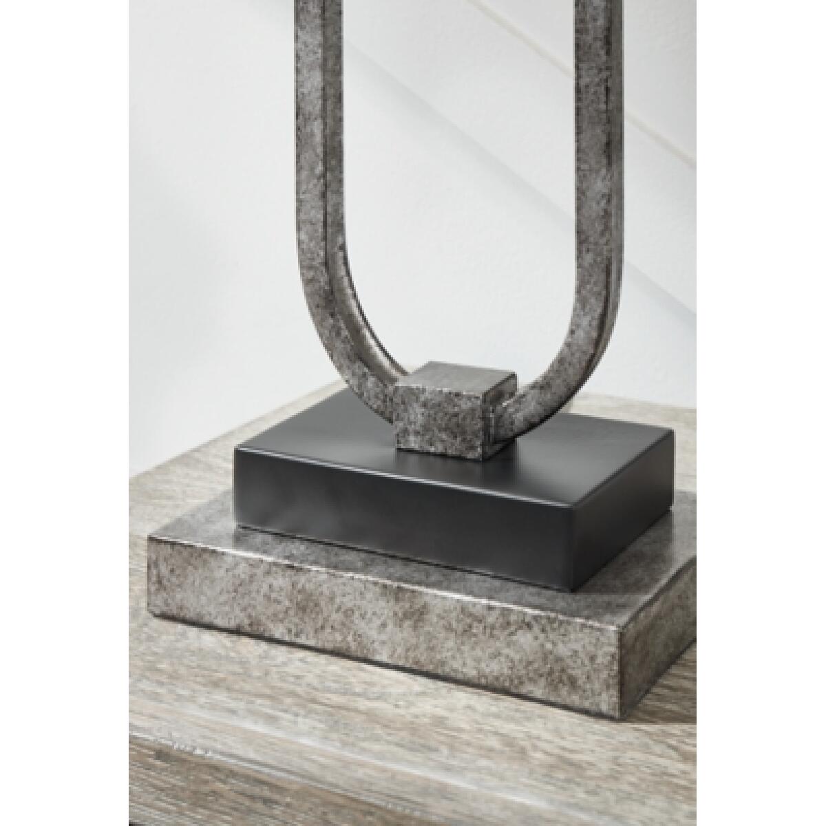 Bennish Table Lamp - Image 4