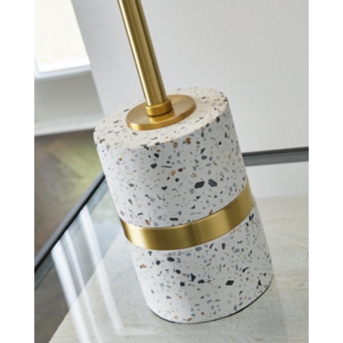 Maywick Table Lamp - Image 5