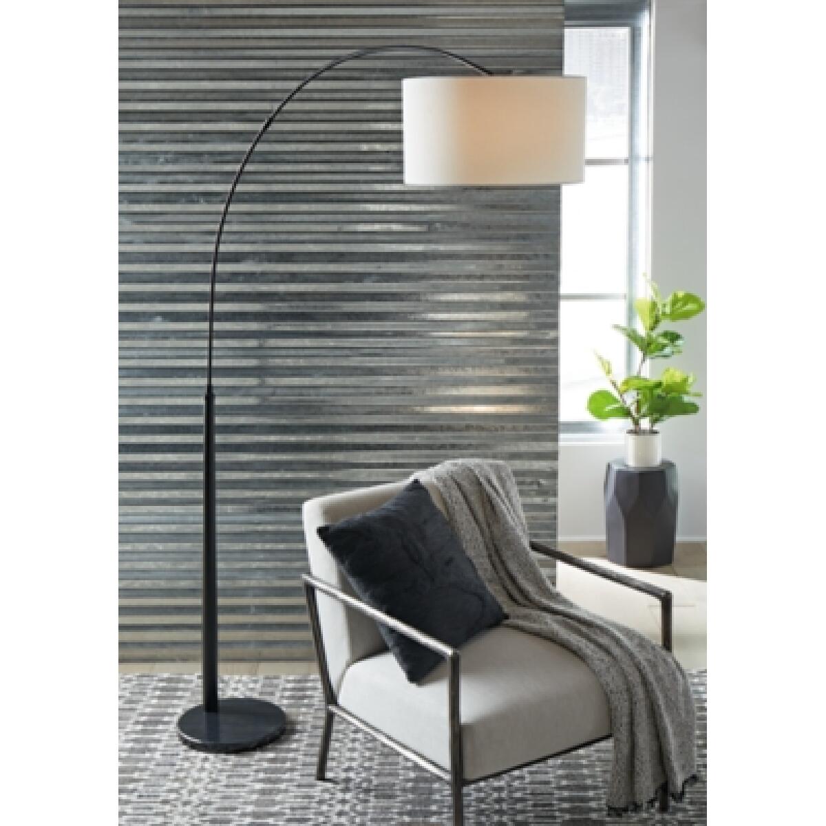 Veergate Arc Lamp - Image 3