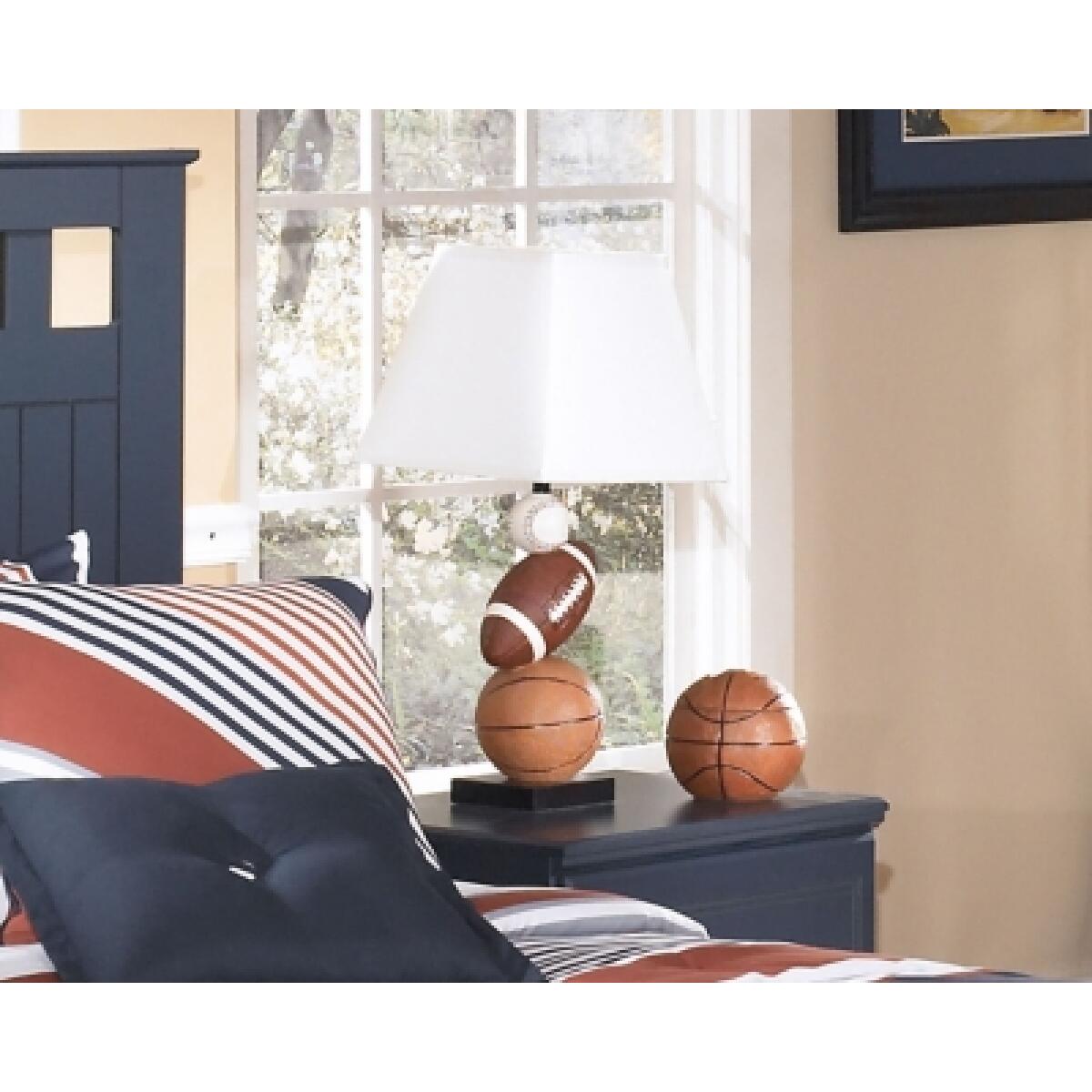 Nyx Table Lamp - Image 7