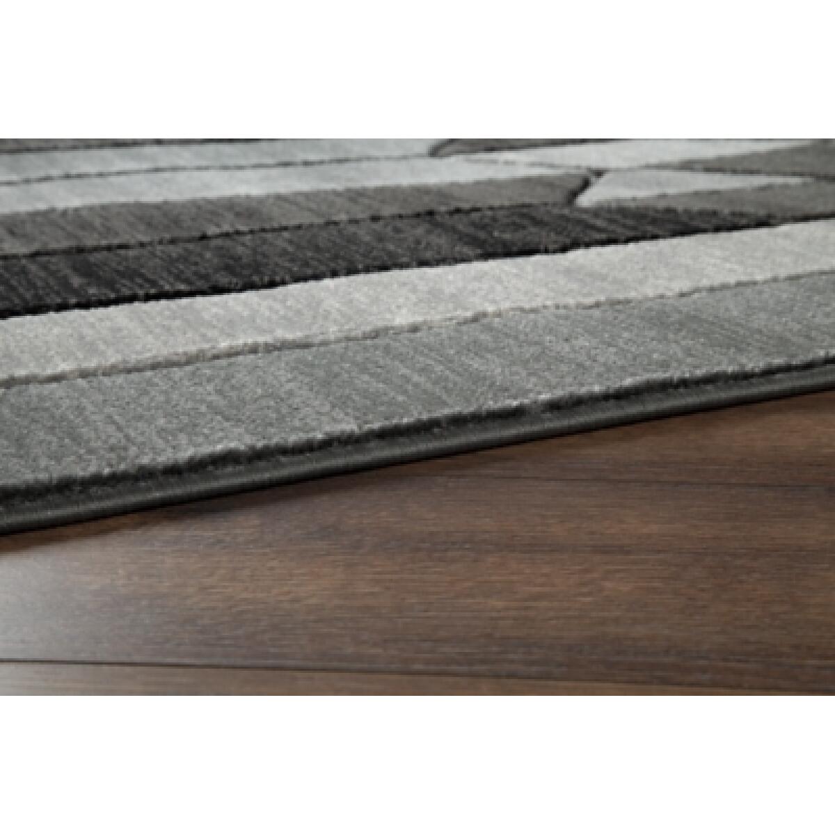 Chayse 6'6" x 9'6" Rug - Image 4