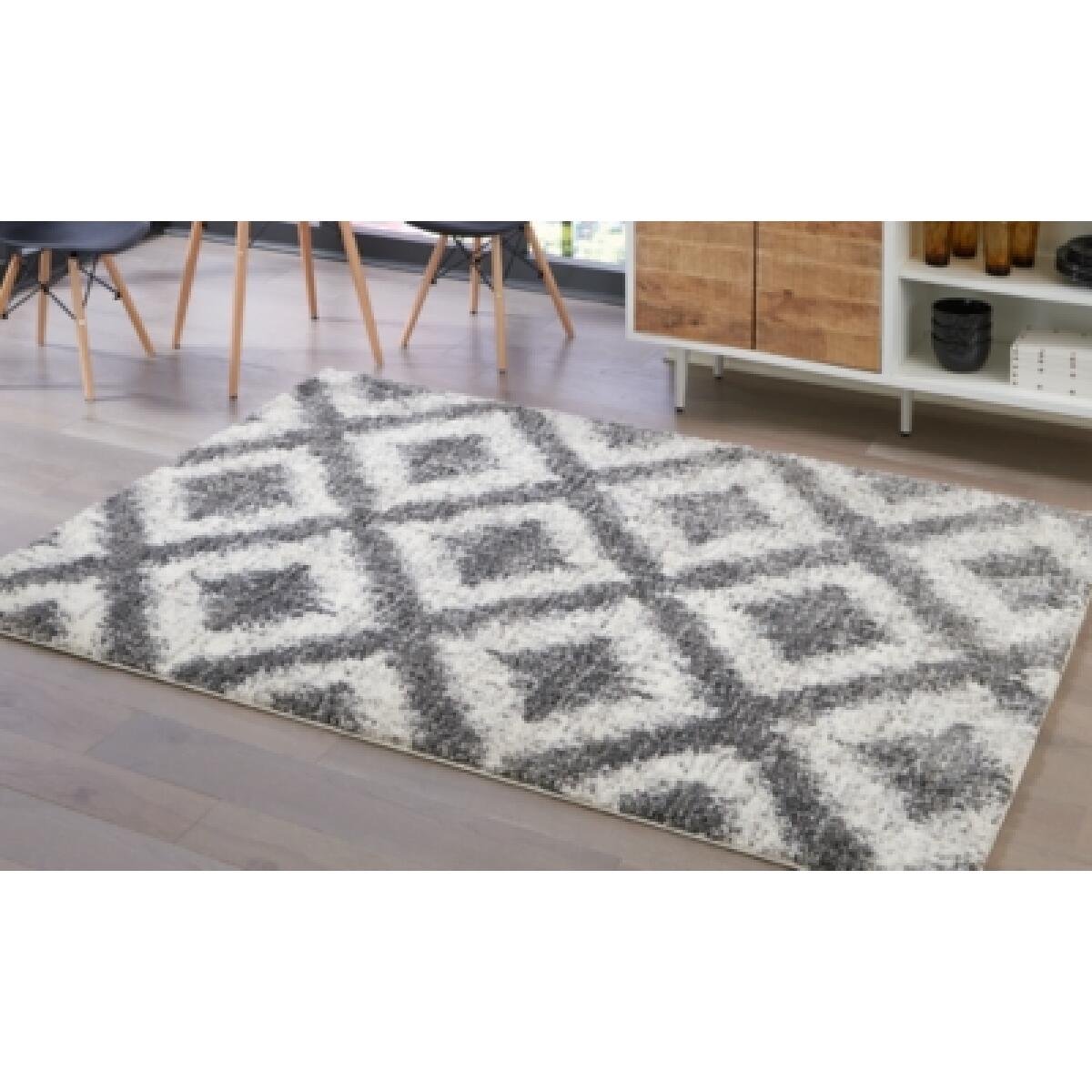 Junette 5'3" x 7'3" Rug - Image 3