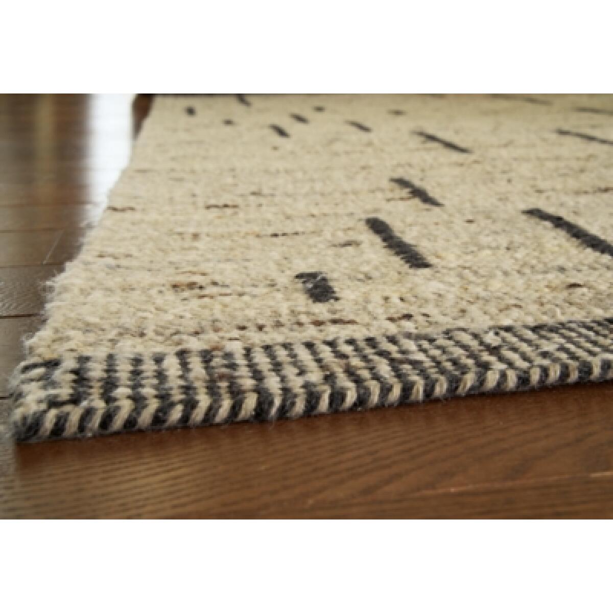 Mortis 5' x 7' Rug - Image 4