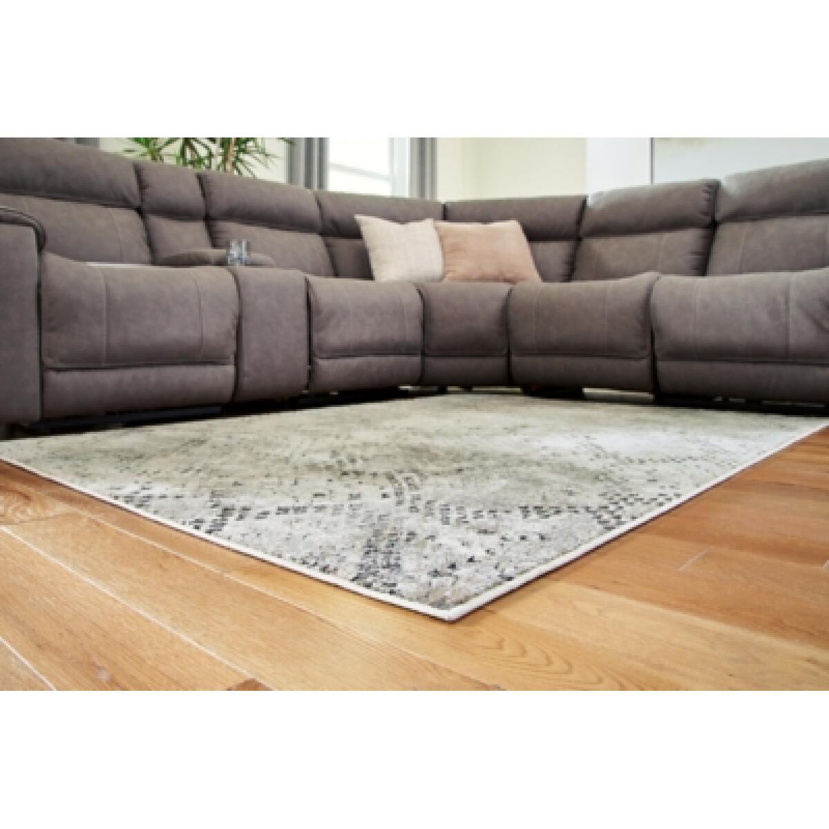 Poincilana 5' x 7' Rug - Image 4