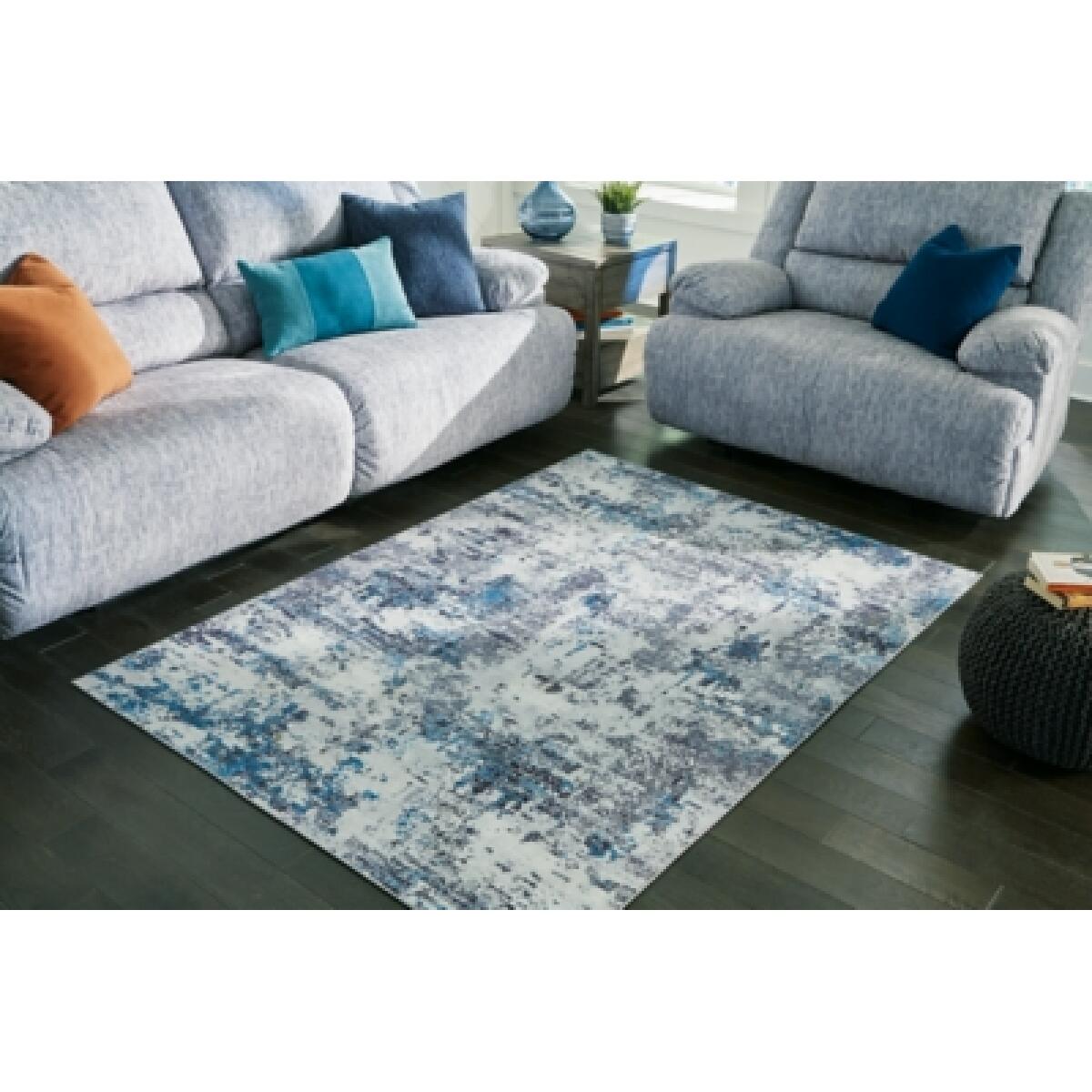 Putmins 5' x 7' Rug - Image 3