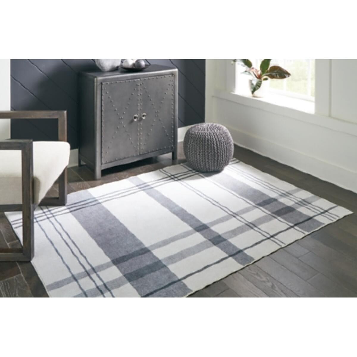 Kaidlow 5' x 7' Washable Rug - Image 3