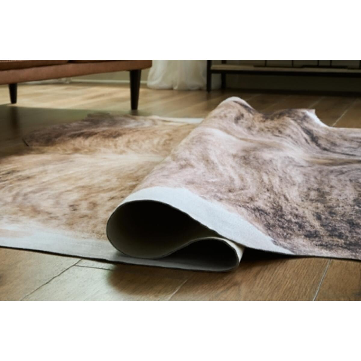 Sportsmen 6'5" x 7'11" Rug - Image 5