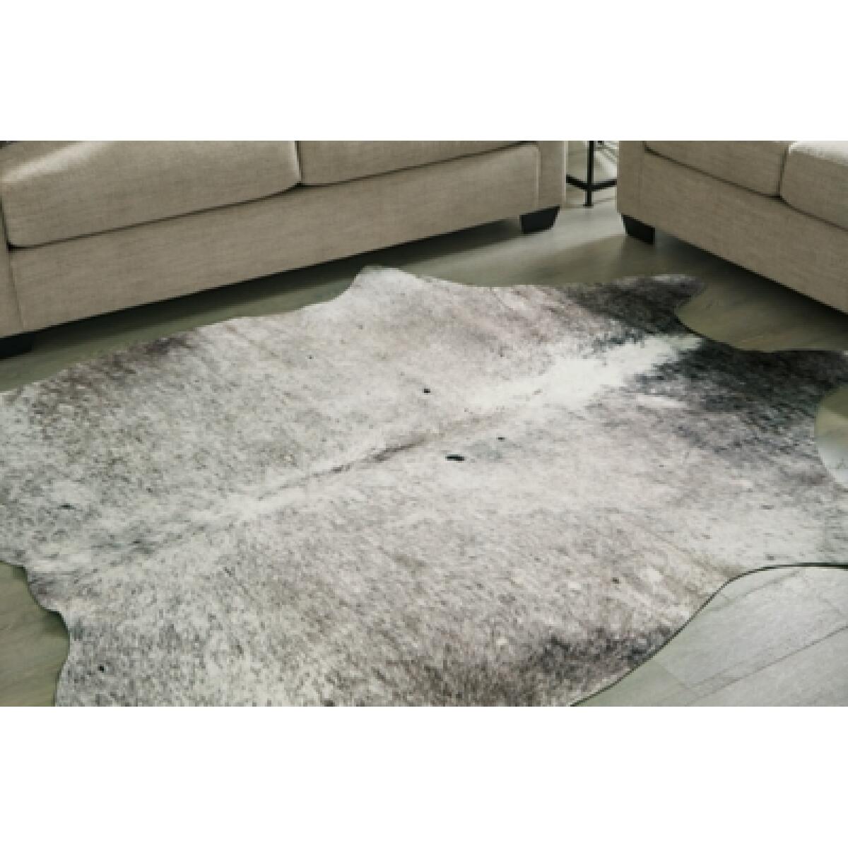 Tailboy 6'5" x 7'11" Rug - Image 3