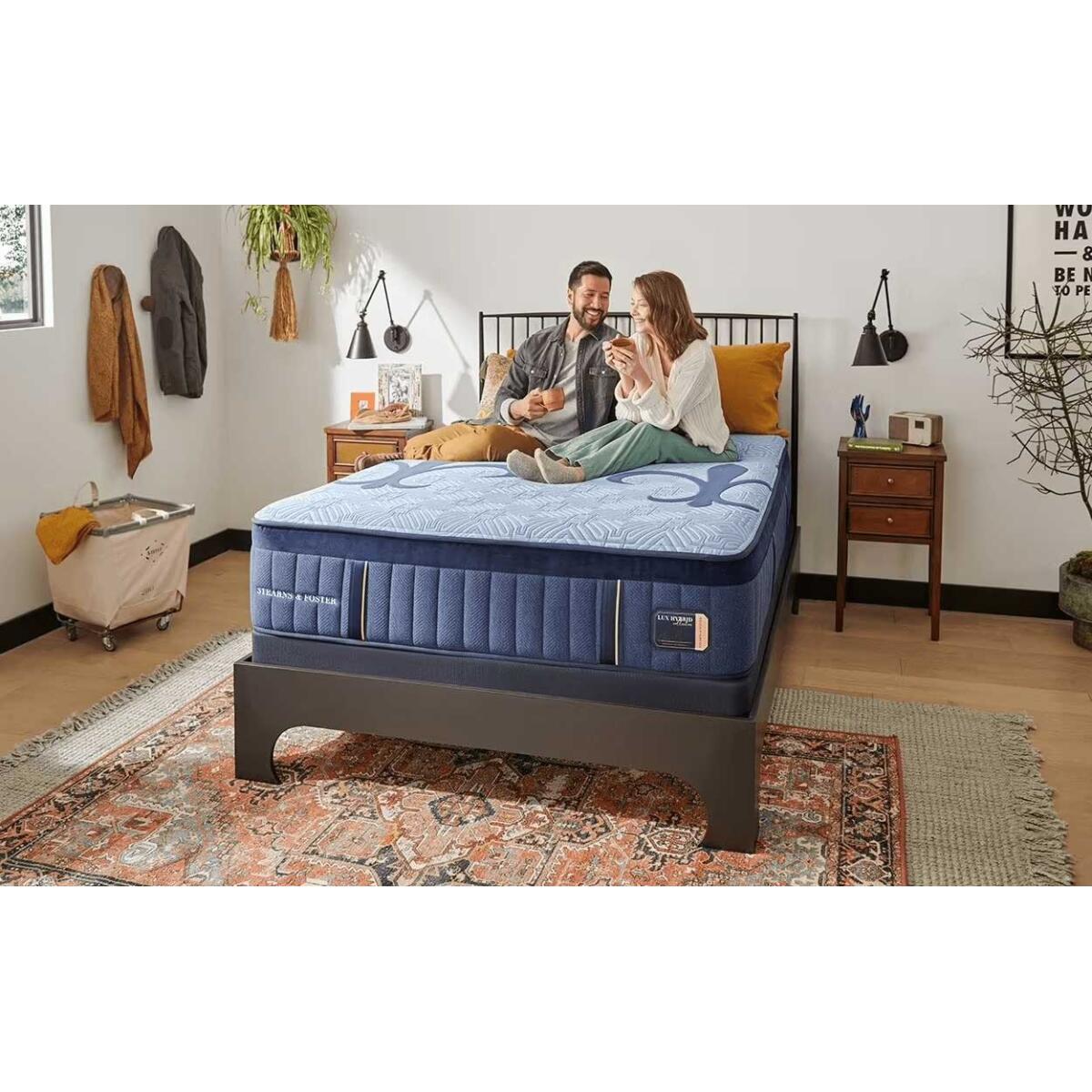 Stearns and Foster Lux Hybrid Soft Mattress - Image 7