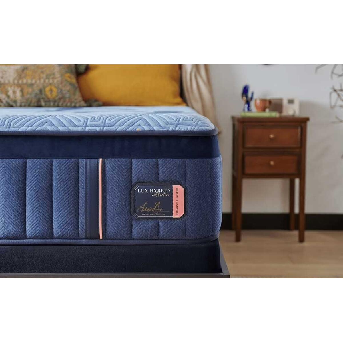 Stearns and Foster Lux Hybrid Soft Mattress - Image 4