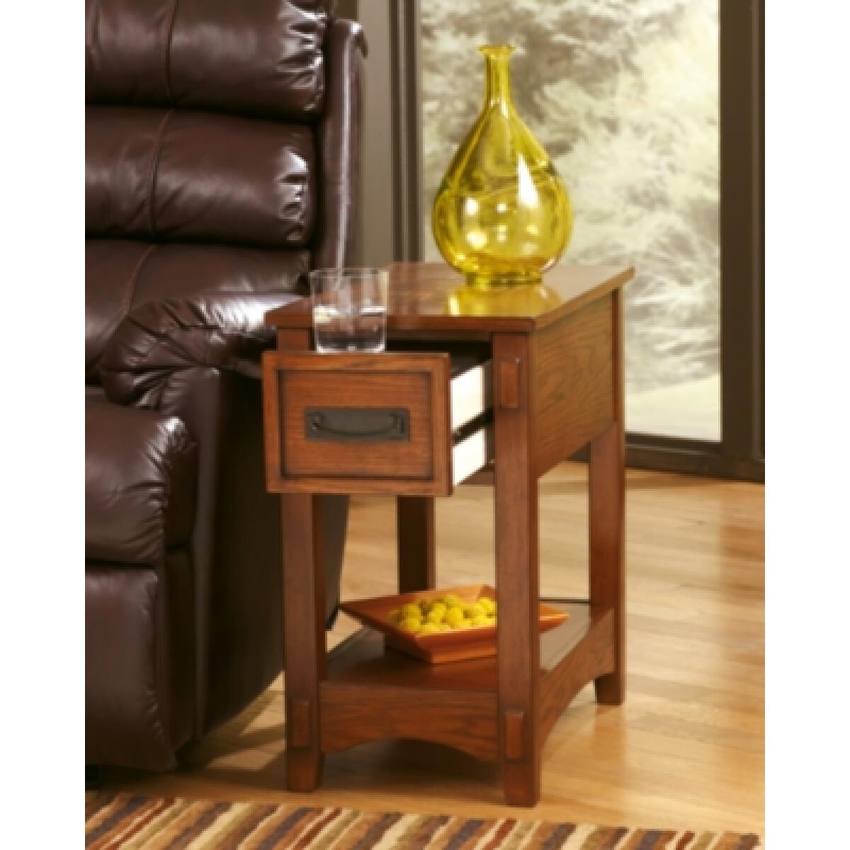 Breegin Chairside End Table - Image 13