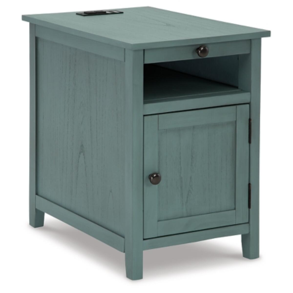 Treytown Chairside End Table - Image 2