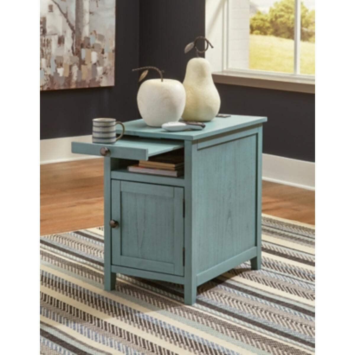 Treytown Chairside End Table - Image 8
