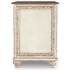 Realyn Chairside End Table - Image 6