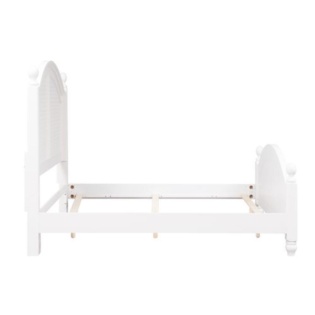 Summer House Queen Poster Bed - Image 3