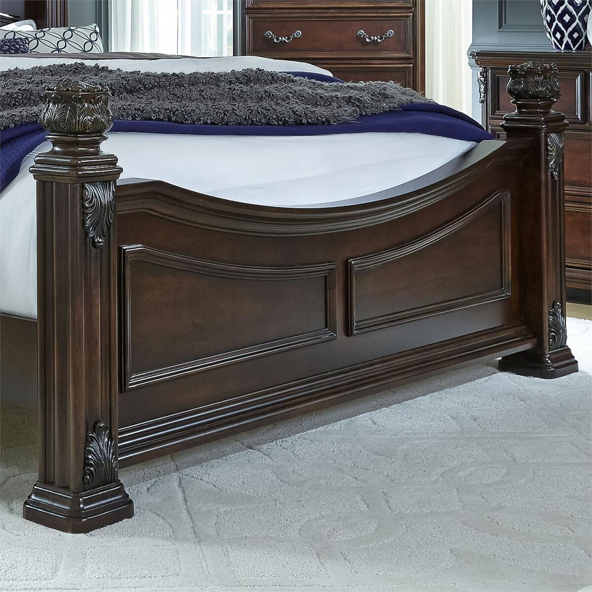 Messina Estates Poster Bed - Image 4