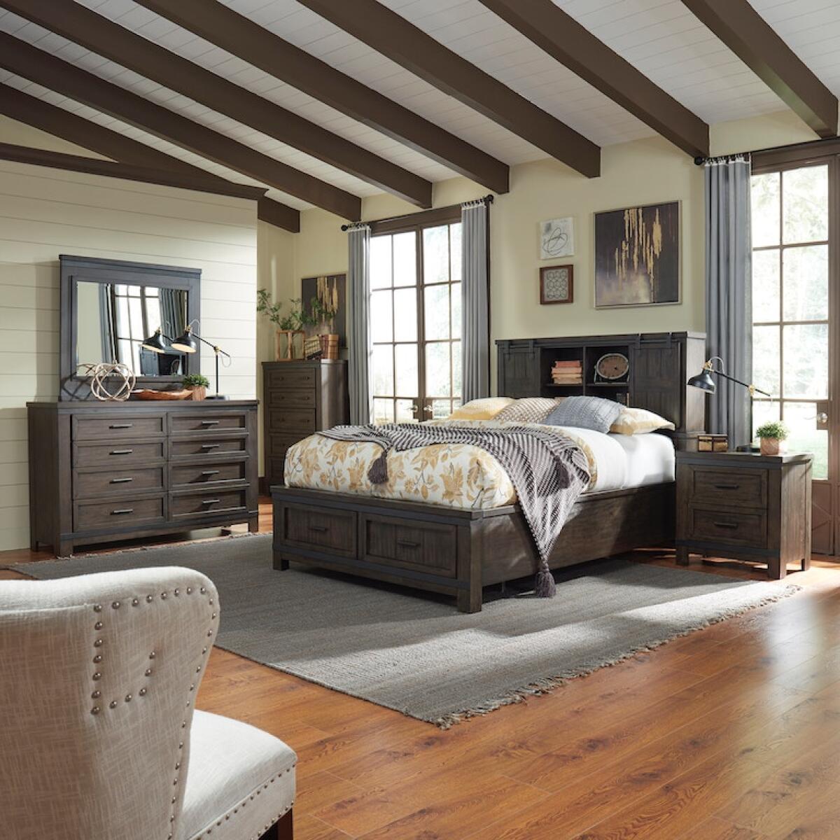 Thornwood Hills King Bookcase Bed - Image 4