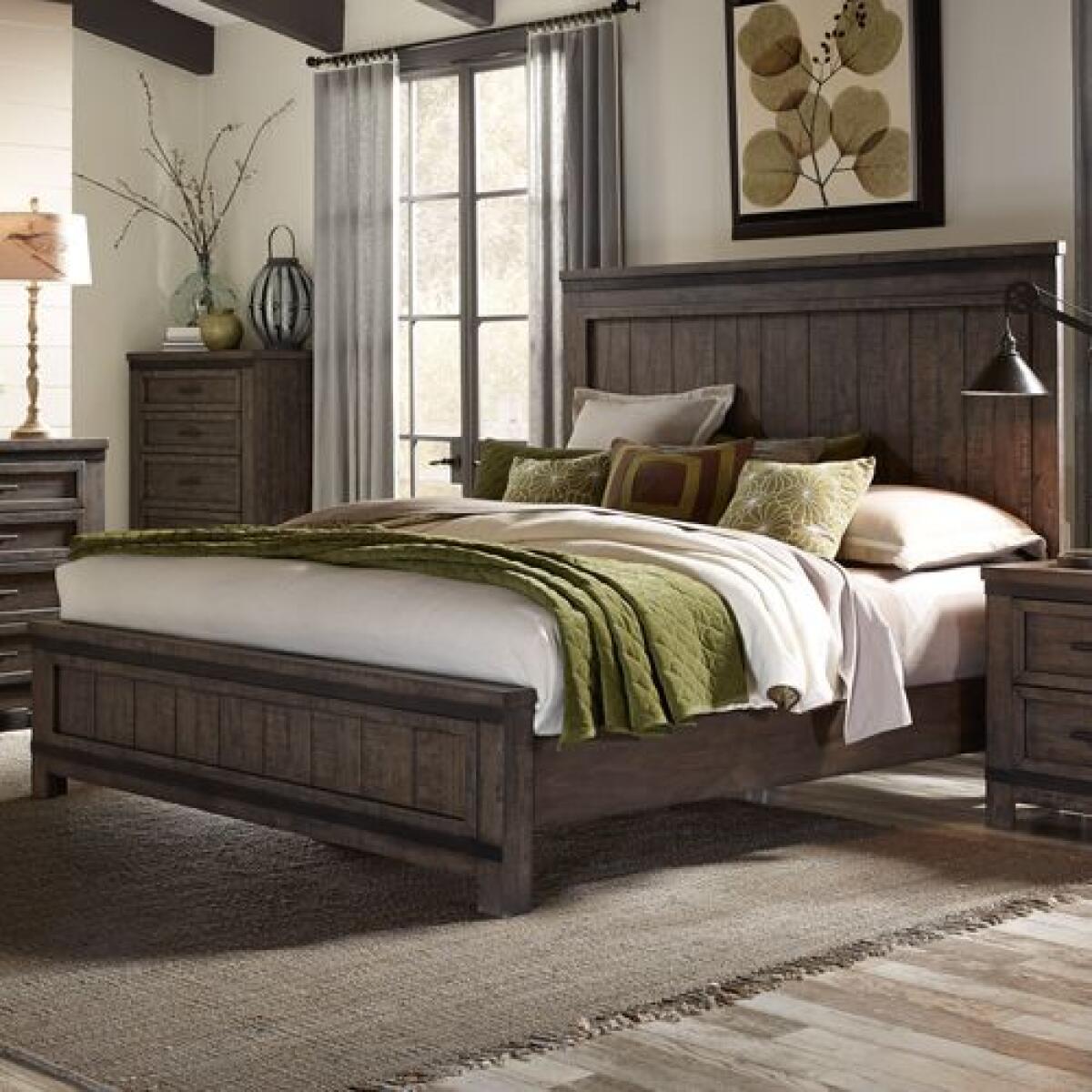 Thornwood Hills Panel California King Bed - Image 2