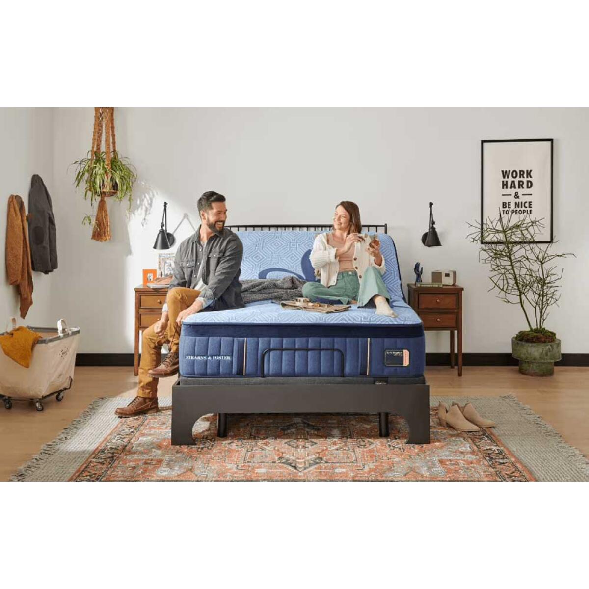 Stearns and Foster Lux Hybrid Soft Mattress - Image 8