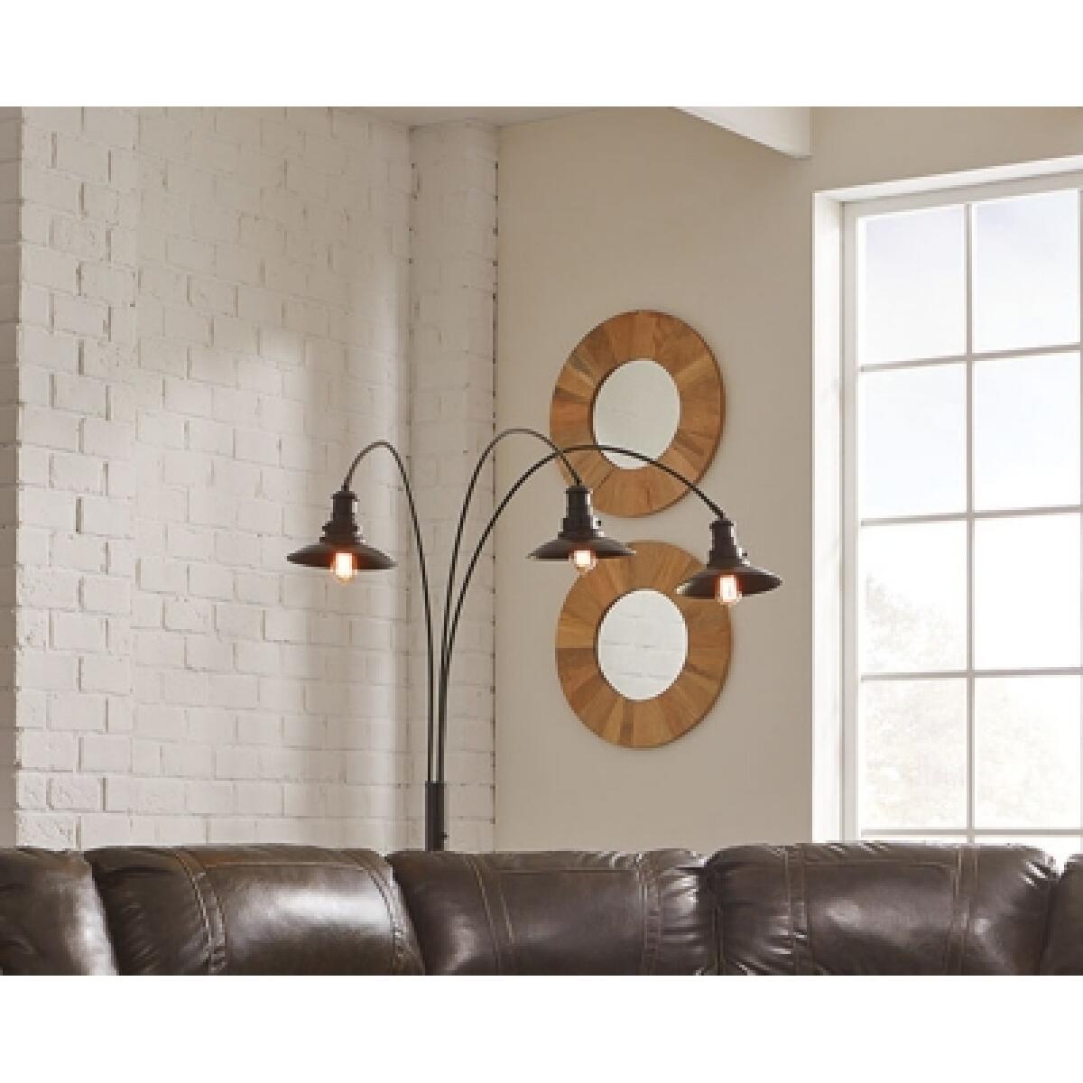 Sheriel Floor Lamp - Image 4